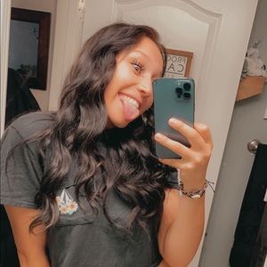 Meet your Posher, Alyssa